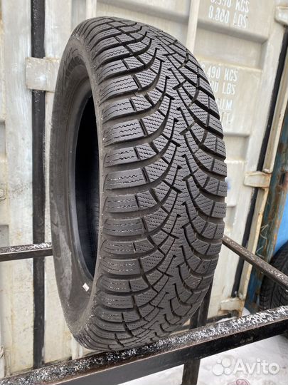 Goodyear UltraGrip 9 205/60 R16 92H