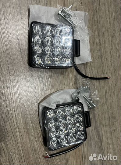 Противотуманки универсальные