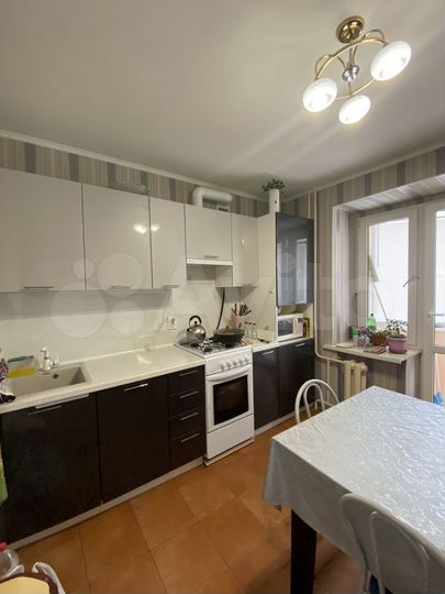 2-к. квартира, 70 м², 7/10 эт.