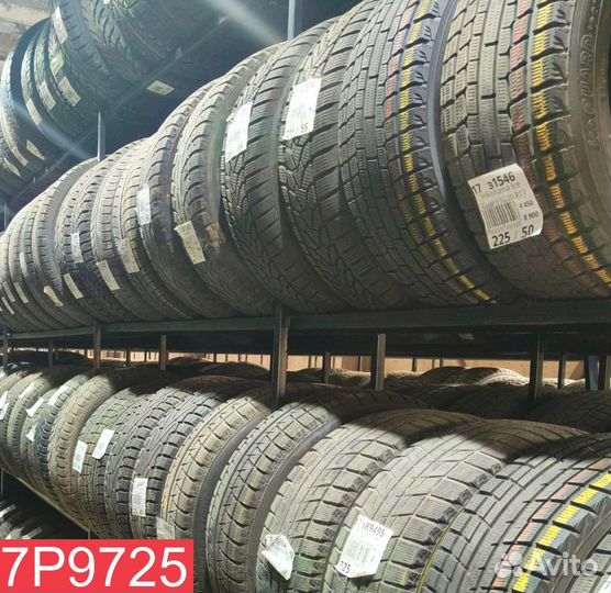 Nokian Tyres Hakkapeliitta 4 215/55 R17 93L