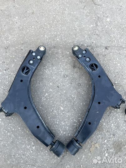Рычаг левый правый Сенс Ланос Шанс Заз Шевролет