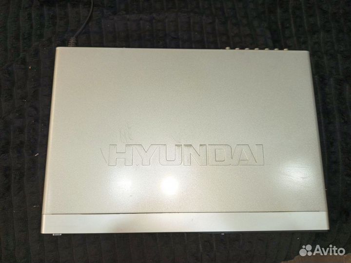 DVD плеер Hyundai H-DVD5038-N