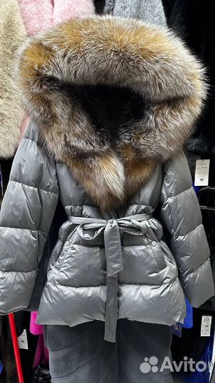 Пуховик женский зимний