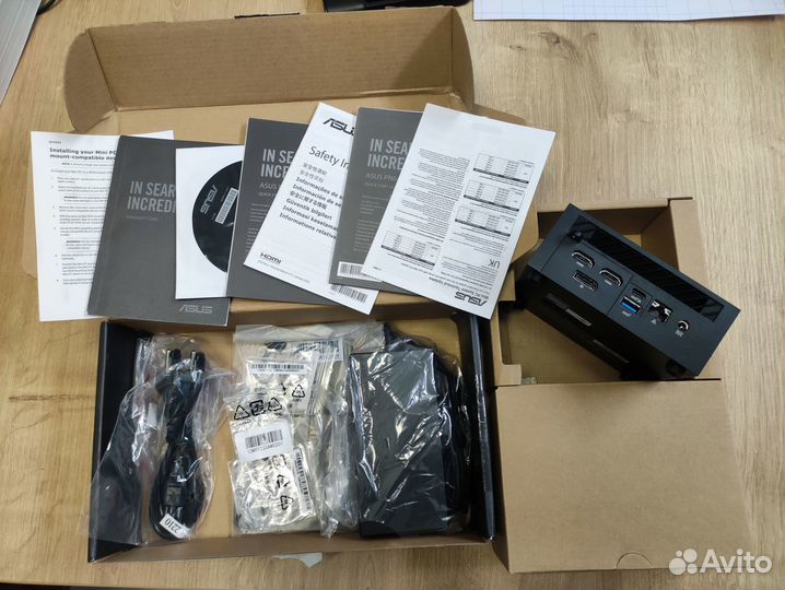 Mini Pc asus PN64 i7-12700H
