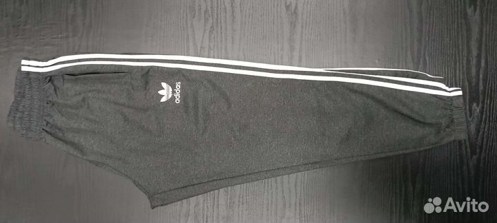 Спортивный костюм adidas