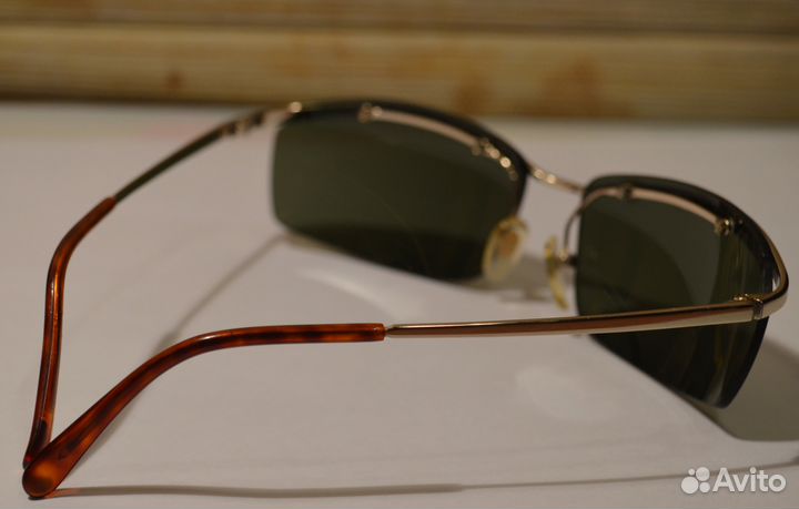 Солнцезащитные очки