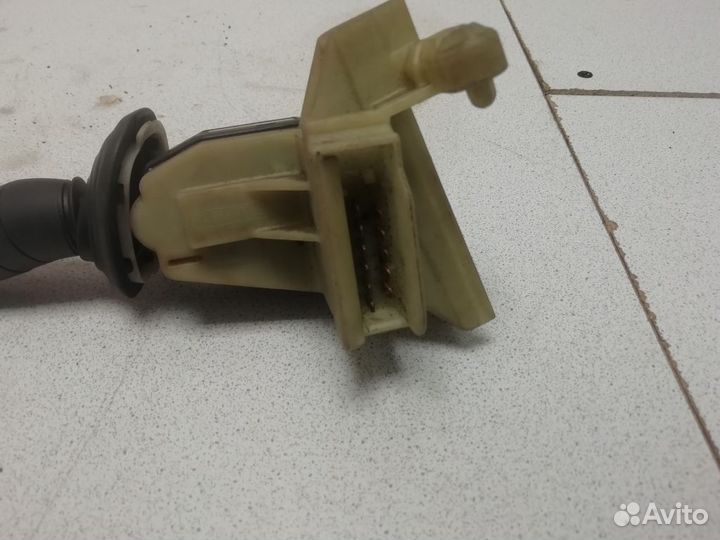 Переключатель стеклоочистителей подрулевой 93BG17K