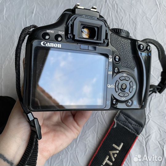 Зеркальный фотоаппарат Canon EOS 450D kit