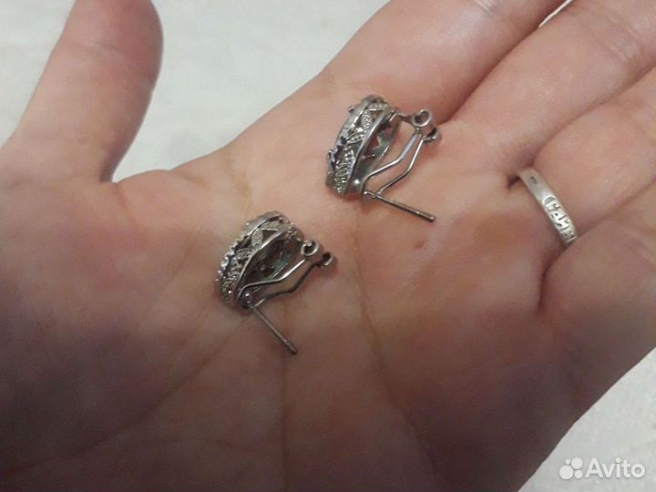 Кольцо и серьги