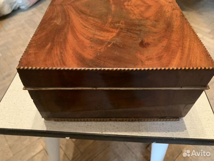 Шкатулка старинная деревянная