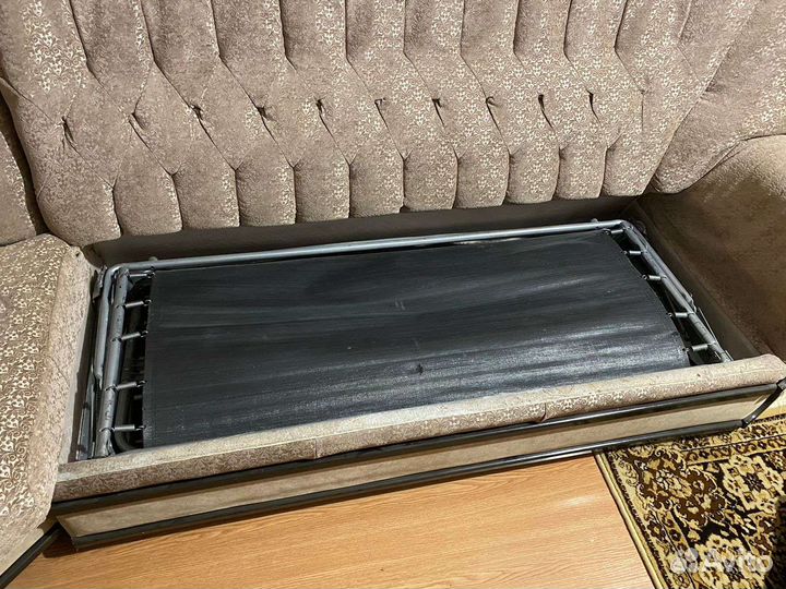 Угловой диван