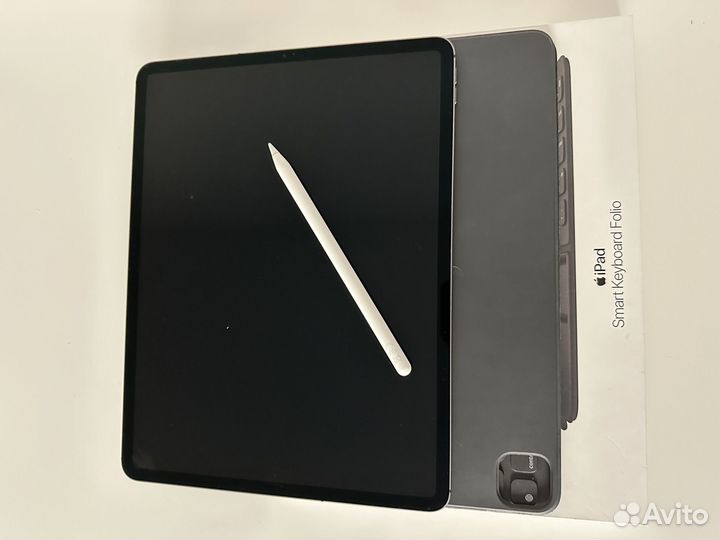 Комплект iPad pro 12.9, стилус и клавиатура