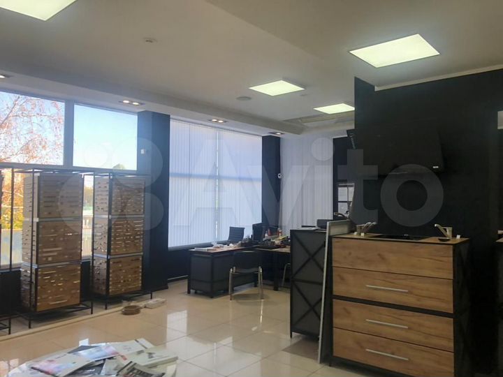 Продам, псн,арендатор,ремонт,первый этаж,147.7 м²