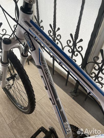 Велосипед gt avalanche 1.0 2012
