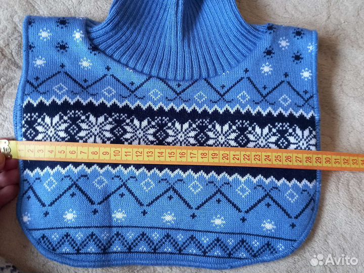 Носки шерстяные и манишка, детские вещи