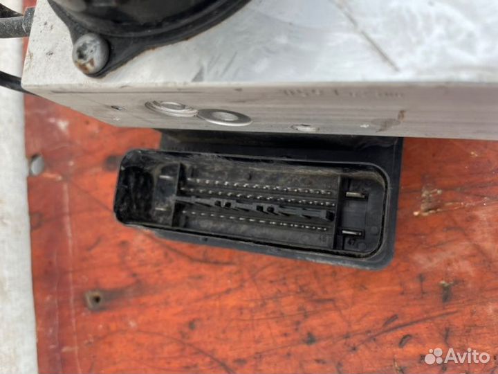 Блок abs Vw Touareg 1 7l0614111d