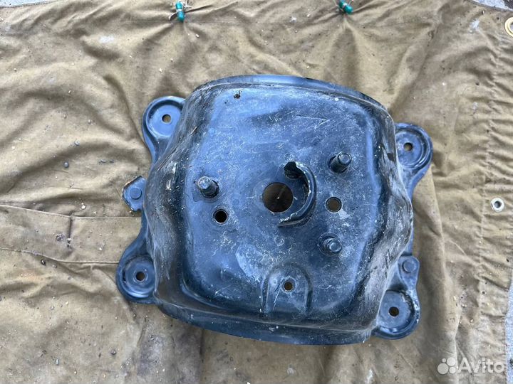 Накладки крышки багажника Toyota RAV4