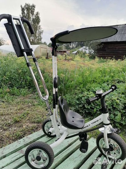 Детский трехколесный велосипед с ручкой бу