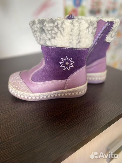 Сапожки для девочки 25