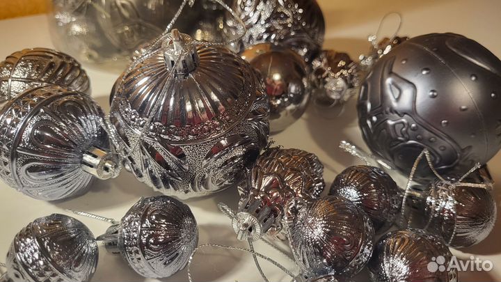 Елочные игрушки