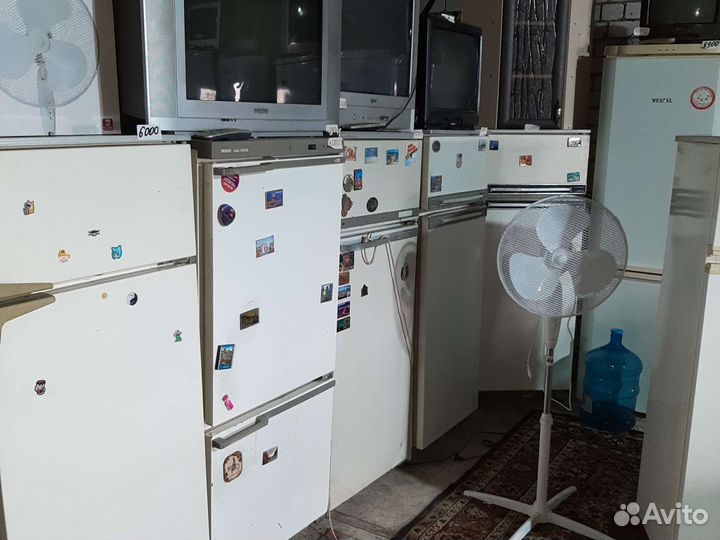 Холодильник бу. Склад мебели бу
