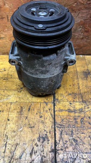 Компрессор кондиционера Opel Astra J