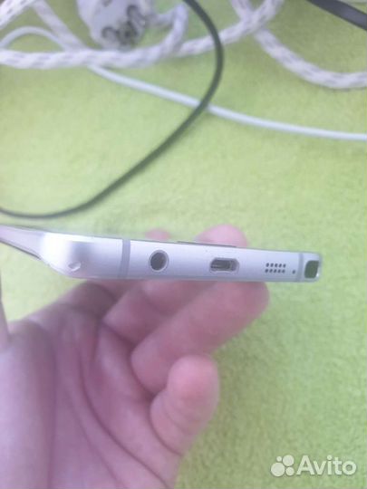 Samsung Galaxy Note 5, 4/64 ГБ