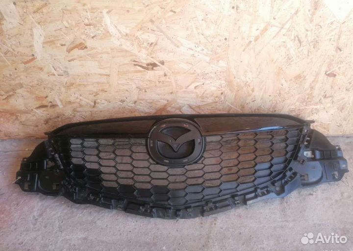 Решетка радиатора Mazda CX-5