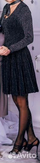 Платье нарядное 44 46