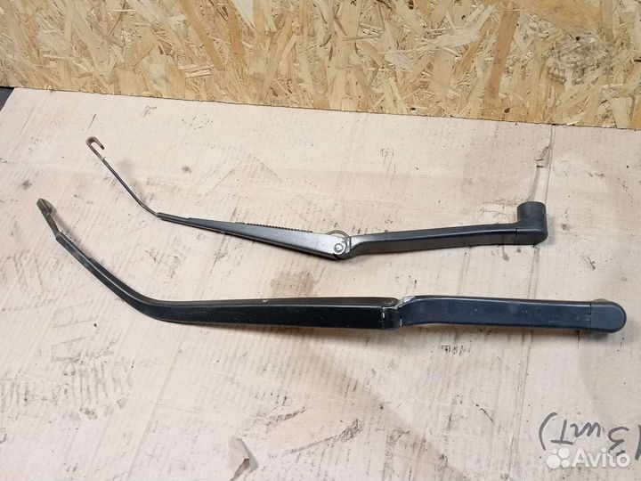 Поводок дворника Mitsubishi Lancer 10