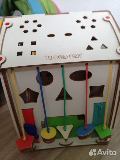 Бизиборд домик