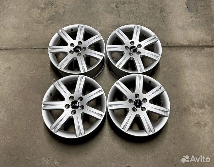 Литые диски R17 Audi