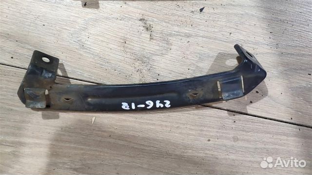 Кронштейн фар левый от Ford Galaxy 2006-2015