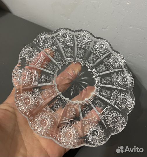 Чайные блюдца