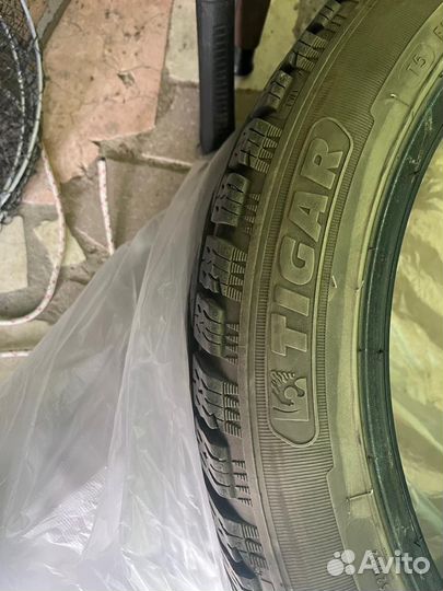 Tigar Winter 235/45 R18