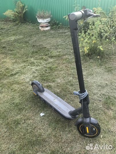 Электросамокат ninebot max g30
