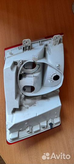 Фонарь задний на шкоду октавия правый дорестайлинг