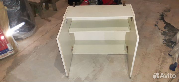 Кухонный навесной шкаф бу