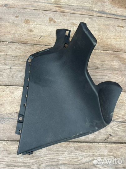 Обшивка салона левая Opel Astra GTC 1.4 2012