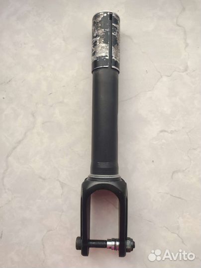 Вилка для трюкового самоката