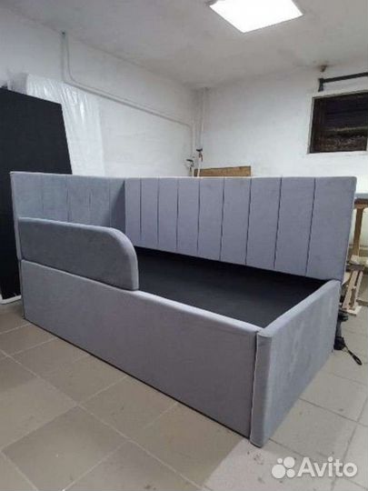 Кровать детская/ подростковая