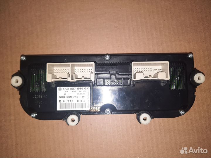 Блок управления климатом Volkswagen Tiguan