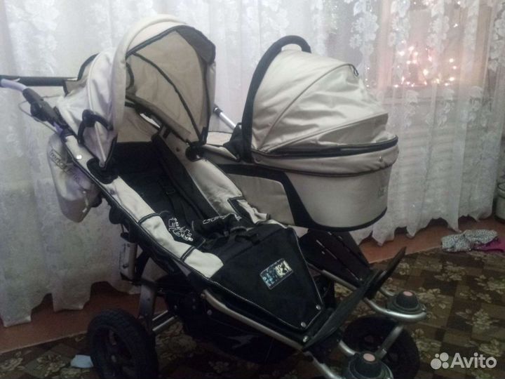 Детска коляска для двойни