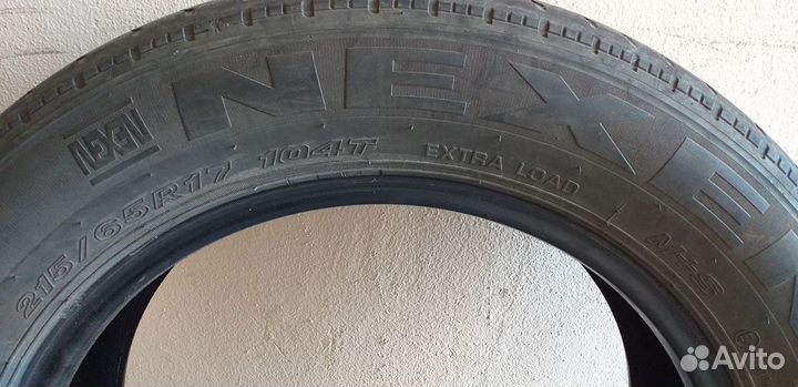 Nexen Classe Premiere 521 215/65 R17 104T