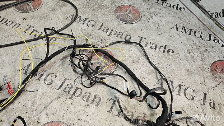 Салонная проводка на Mercedes-Benz R230 SL500