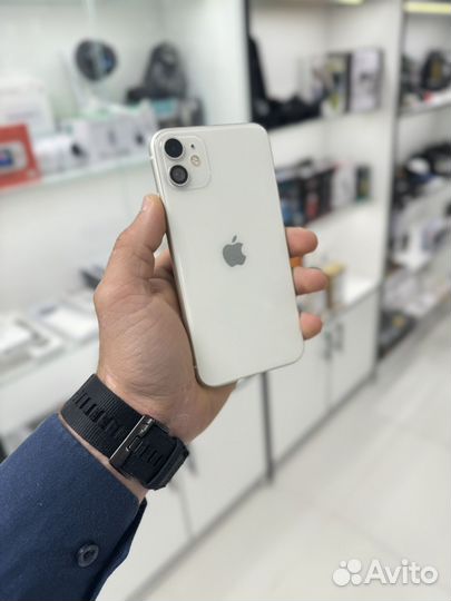 iPhone 11, 128 ГБ
