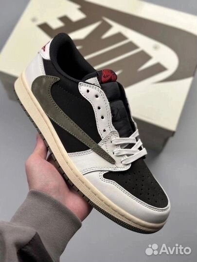 Nike AIR jordan travis scott