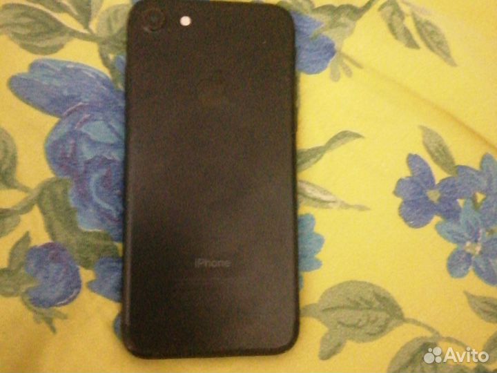 iPhone 7, 128 ГБ
