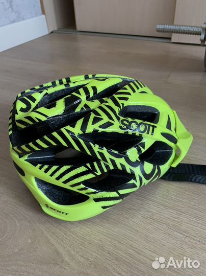 Велосипедный шлем skott
