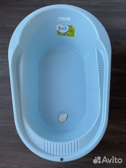 Новая ванночка для купания с горкой